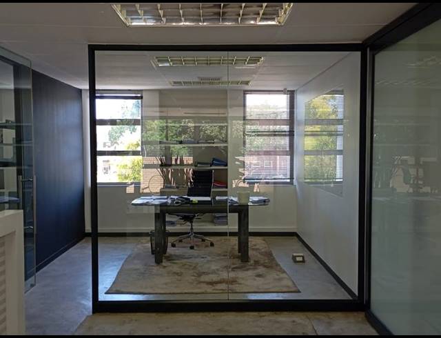 BUSINESS PROPERTY TO RENT IN MENLO PARK